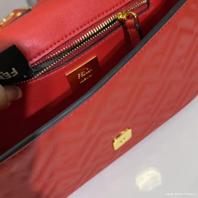 Affordable HOT Nappa Red In Motif Chain FF Midi Leather Fendi Baguette Bag 0324